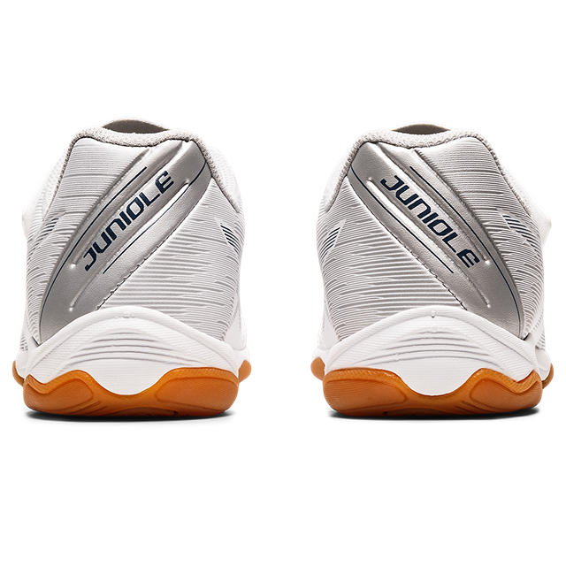 【 ASICS アシックス 】 ジュニア JUNIOLE 6 IN ホワイト×マコブルー 1104A044-105 サッカー トレーニングシューズ