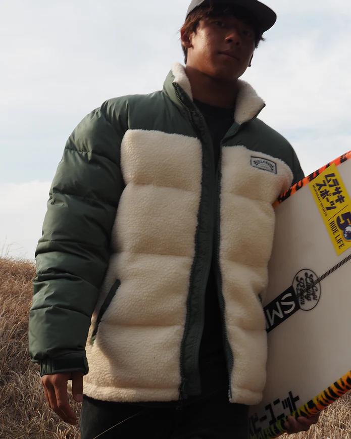 BILLABONG メンズ BOA FLEECE PUFF JK ジャケット GRN 【2024年秋冬モデル】 日本 スポーツウェア 新作 セール メンズ レディース サイズ感 人気商品 おしゃれ サーフィン be012764