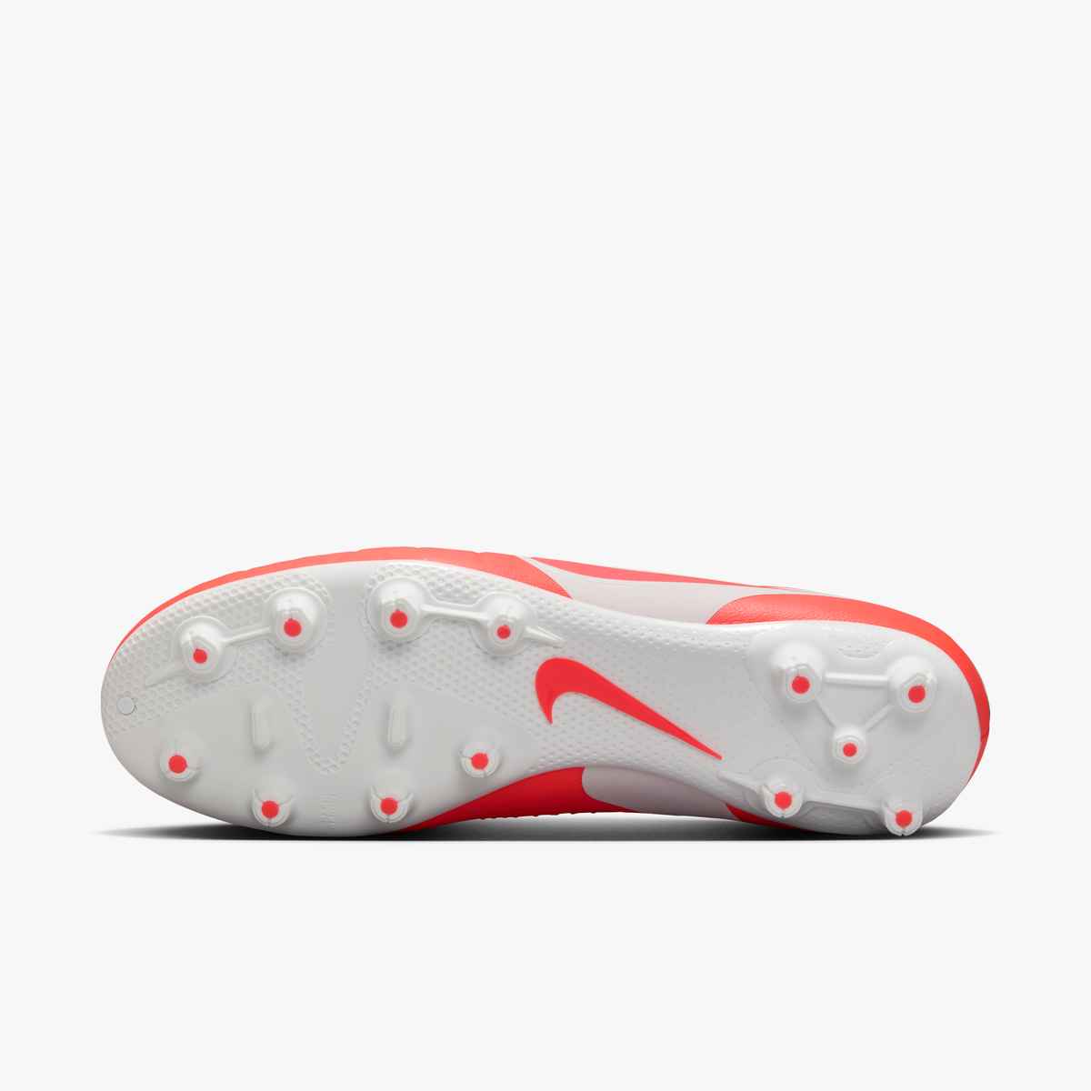 ナイキ ティエンポ レジェンド 10 PRO HG 大人用 サッカースパイク NIKE dv4332-800 サッカースパイク 軽量 フィット感 人工芝 天然芝 メンズ サッカースパイク人気 スポーツ アパレル