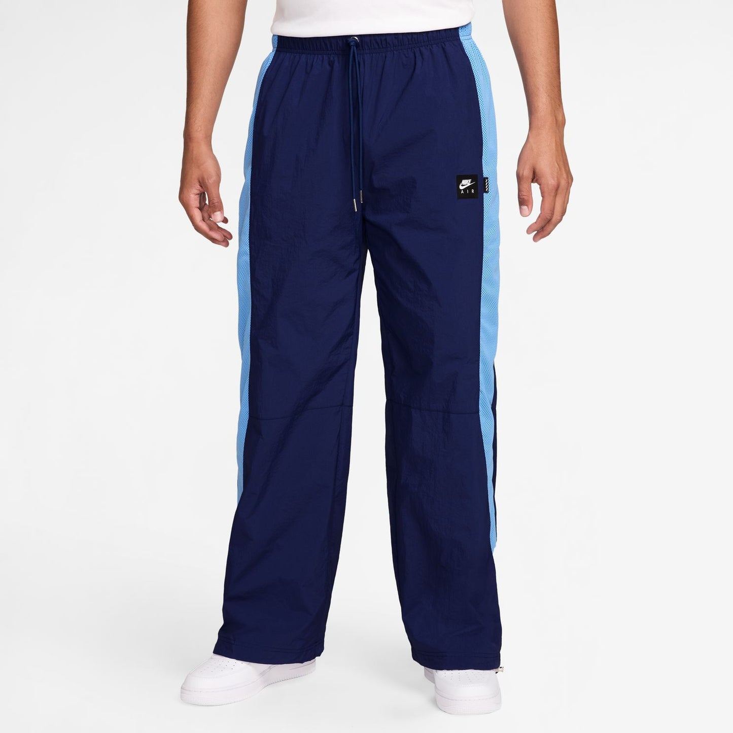 ナイキ NIKE ウインドブレーカー パンツ NSW NIKEAIR ウーブンパンツ HJ0286 ナイキアパレル ナイキウェア スポーツウェア トレーニングウェア ナイキジャケット パーカー Tシャツ レディース メンズ ブランド ファッション