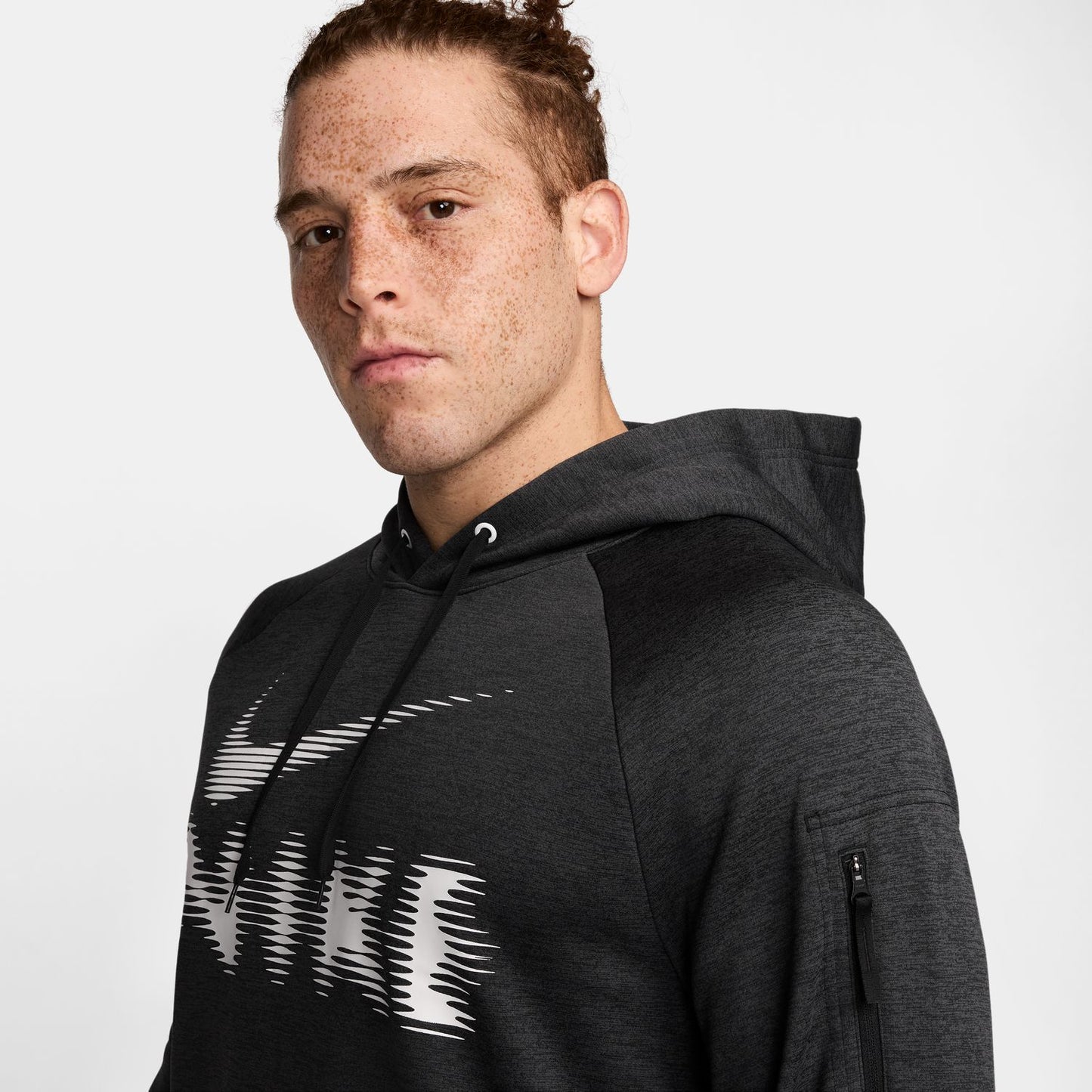 ナイキ NIKE スウェットパーカー TF フードスウェット SWOOSH HJ3002 スポーツウェア トレーニングウェア フーディ フーディー フード