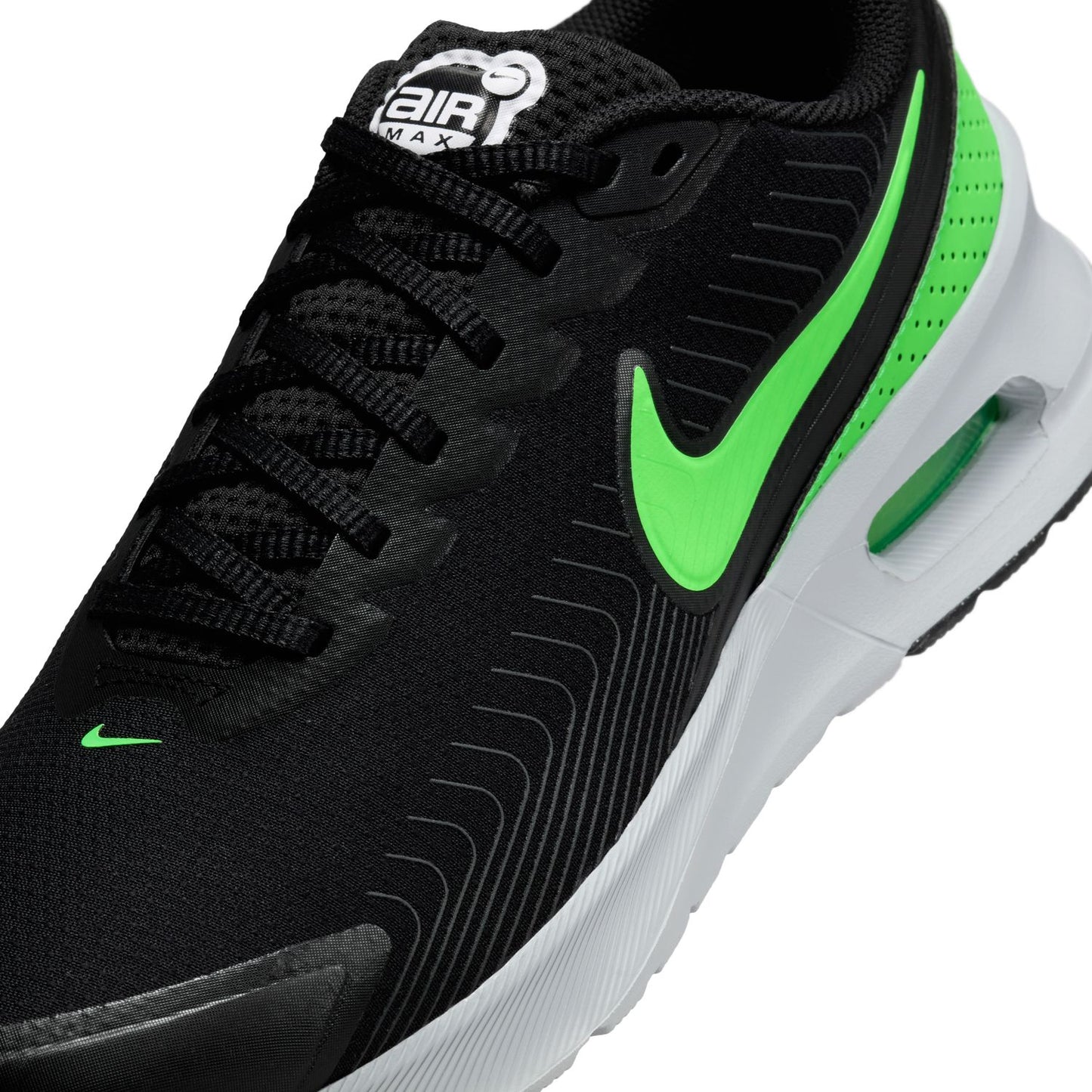 ナイキ エアマックス NUAXIS NIKE シューズ ライフスタイル Sportswear スニーカー エアマックス 通勤 通学 シンプル 黒 みどり hv5754-010