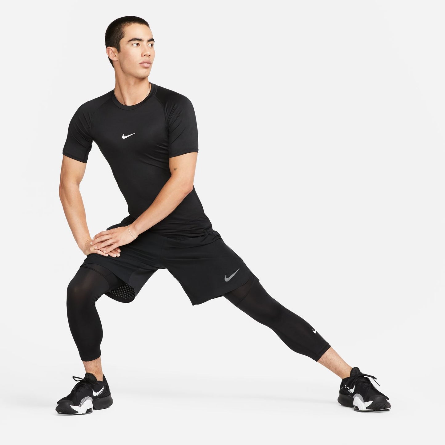 ナイキ プロ メンズ Dri-FIT タイト ショートスリーブ フィットネストップ コンプレッションシャツ 吸汗速乾 インナーウェア fb7933
