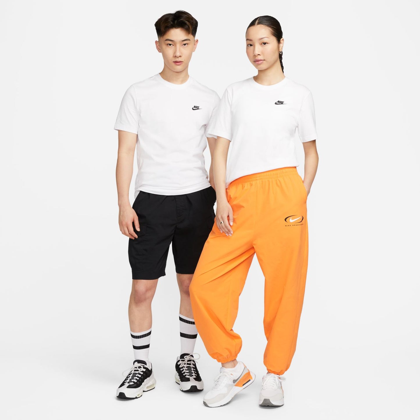 ナイキ スポーツウェア クラブ メンズ Tシャツ ナイキアパレル スポーツウェア トレーニングウェア ナイキ Tシャツ レディース メンズ ブランド ファッション アウトドア 25ssナイキアパレル ar4999-101