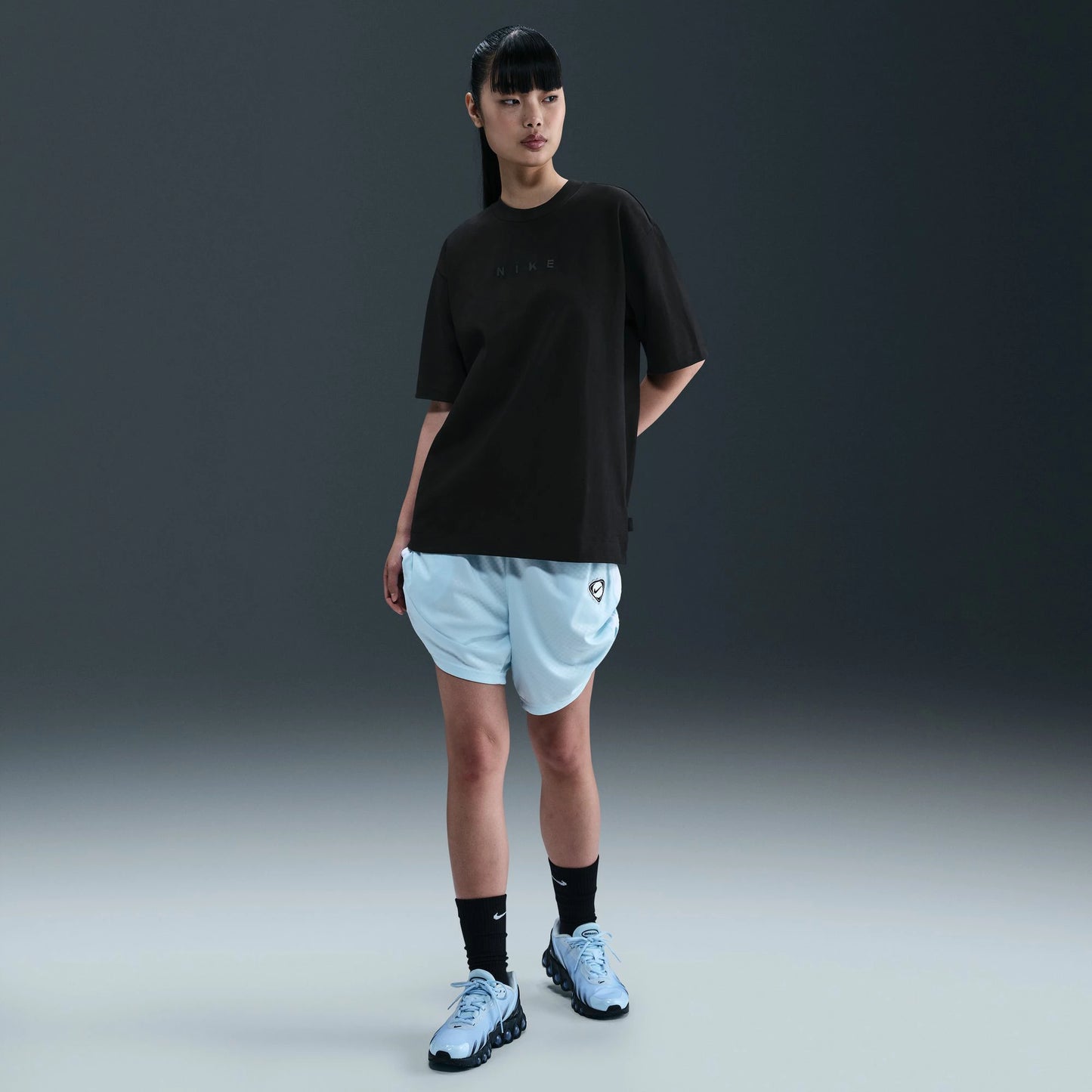 ナイキ NIKE ウィメンズ NSW LUXE S/S Tシャツ RELAX HV4958-010 レディース