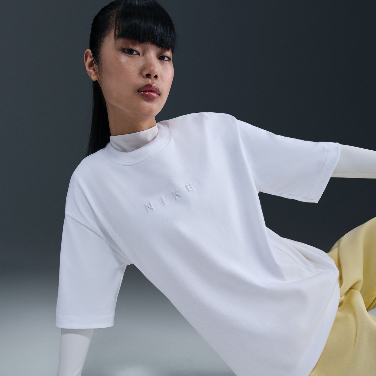 ナイキ NIKE ウィメンズ NSW LUXE S/S Tシャツ RELAX HV4958-100 レディース