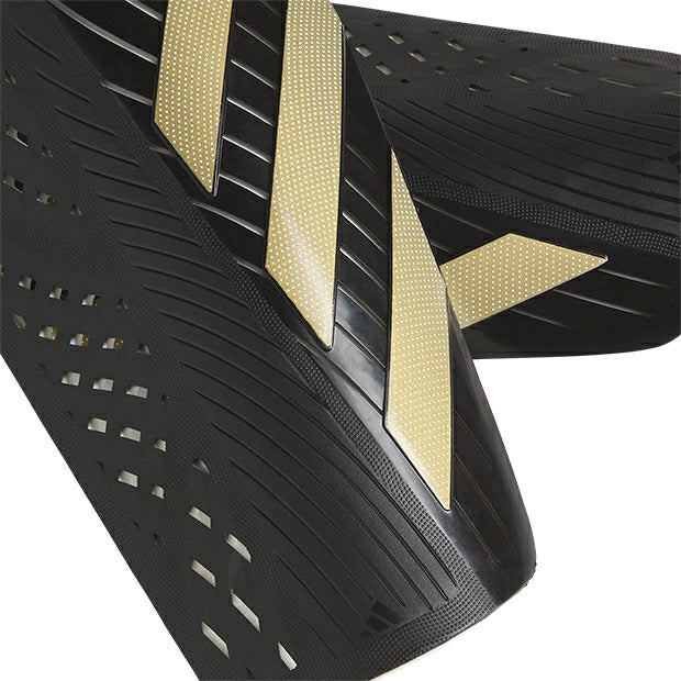 adidas アディダス シンガード TIRO クラブ CLB サッカー すね当て 薄型 軽量 EVAパッド リサイクル素材 KNR86 IS5399 is5399