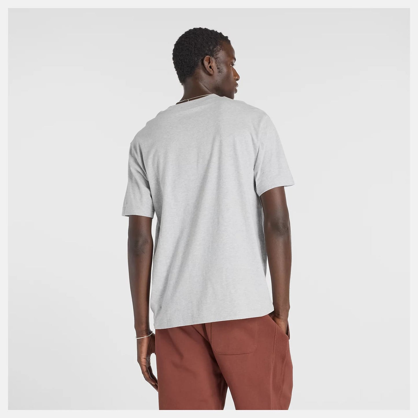 ニューバランス メンズ Tシャツ MT53936 AG 半袖Tシャツ Chicken Or Newbie コットン100% グラフィック ロゴ アパレル ライフスタイル mt53936