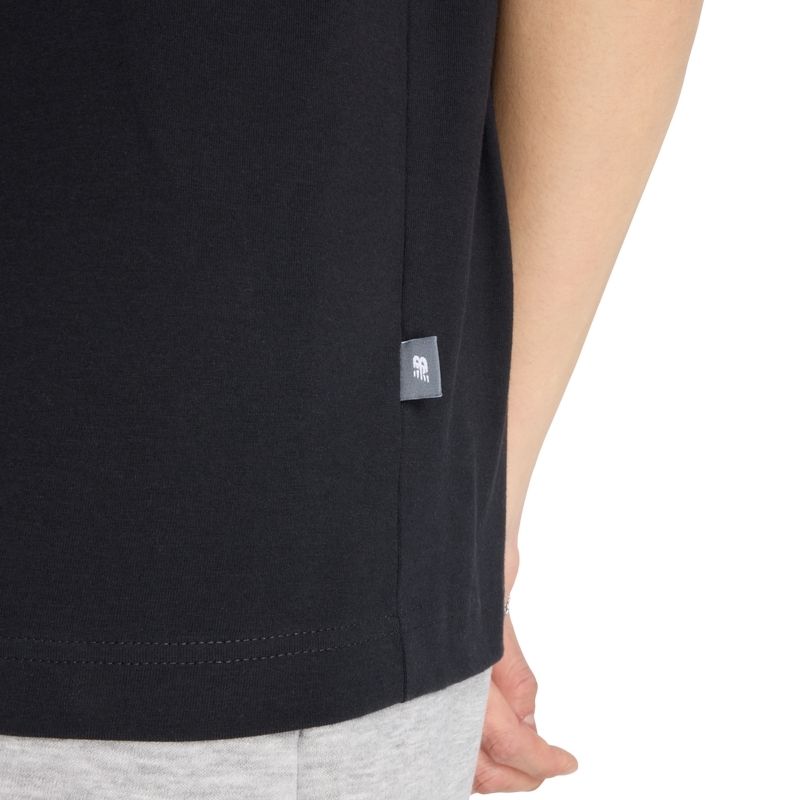 ニューバランス メンズ Tシャツ MT53936 BK ブラック 半袖Tシャツ Chicken Or Newbie コットン100% グラフィック ロゴ アパレル ライフスタイル mt53936-bk