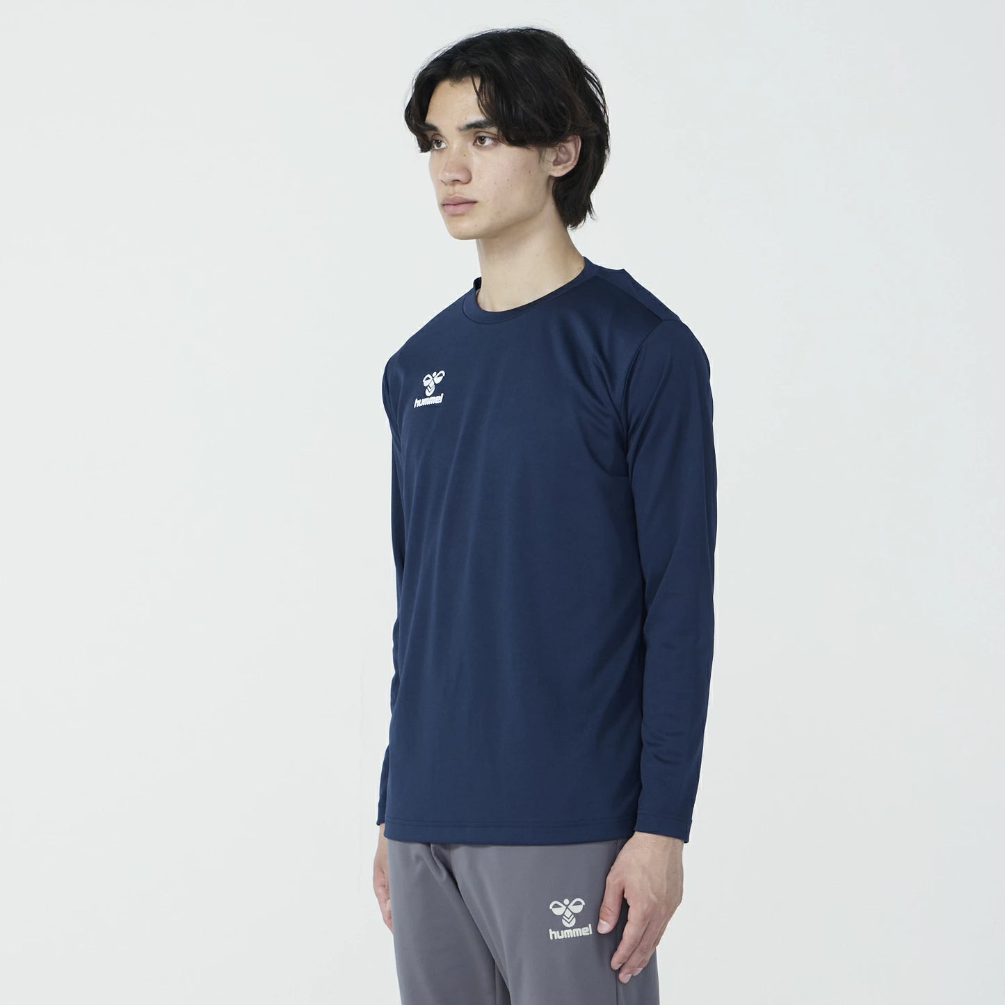 ヒュンメル hummel ワンポイント ロングスリーブシャツ メンズ 吸汗速乾 長袖 Tシャツ トレーニング ウェア Iネイビー ホワイト ブラック hap7234