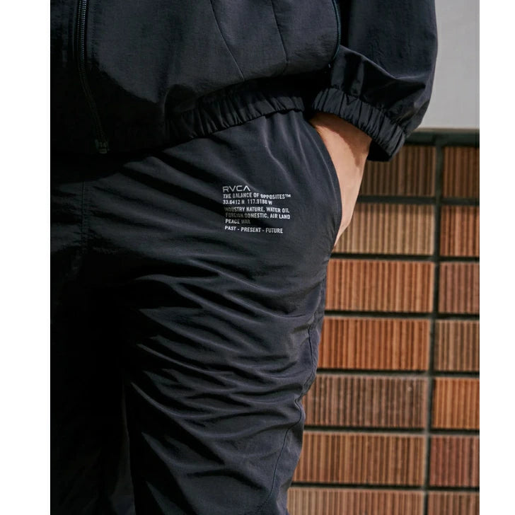 RVCA メンズ MIL NYLON PT ロングパンツ ナイロンパンツ 撥水 防風 軽量 アウトドア スポーツ BLK 2025秋冬モデル BF042705 bf042705