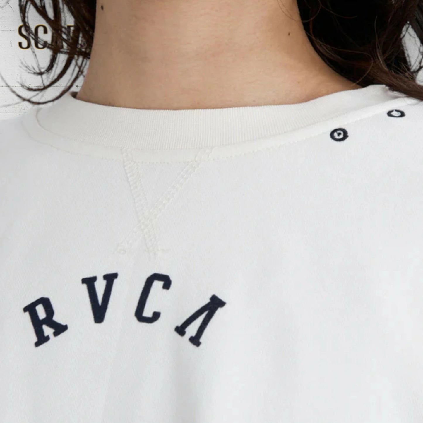 RVCA レディース ARCH COLLEGE CROPPED CREW トレーナー クロップド丈 クルーネック スウェット カレッジロゴ CLO 2025秋冬モデル BF044001 bf044001