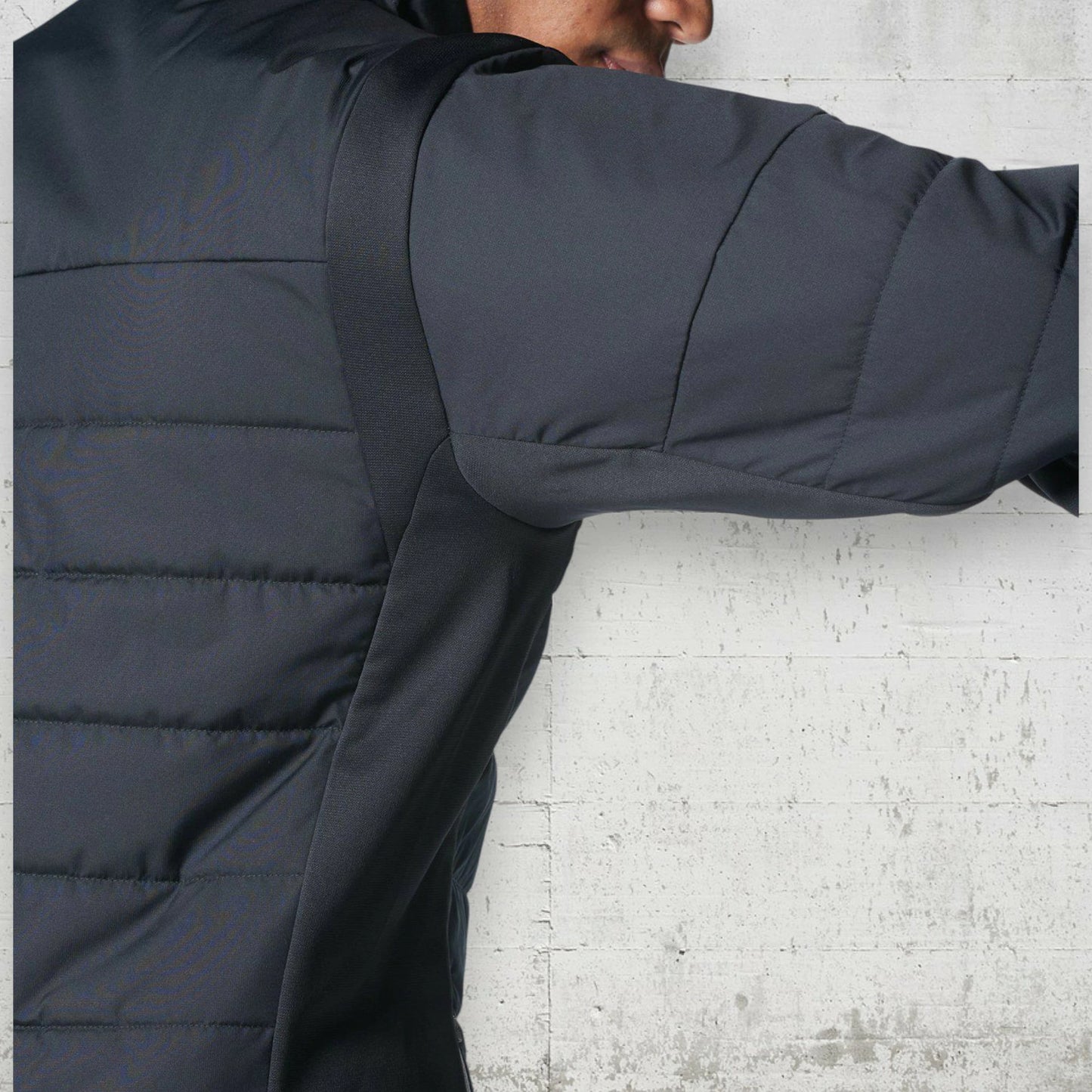 アンダーアーマー ジャケット メンズ UA ウォーム ジャケット 1381257 ベースボール 野球 トレーニング アウター 中綿 撥水 保温 防寒 フルジップ 長袖 UNDER ARMOUR 1381257-001