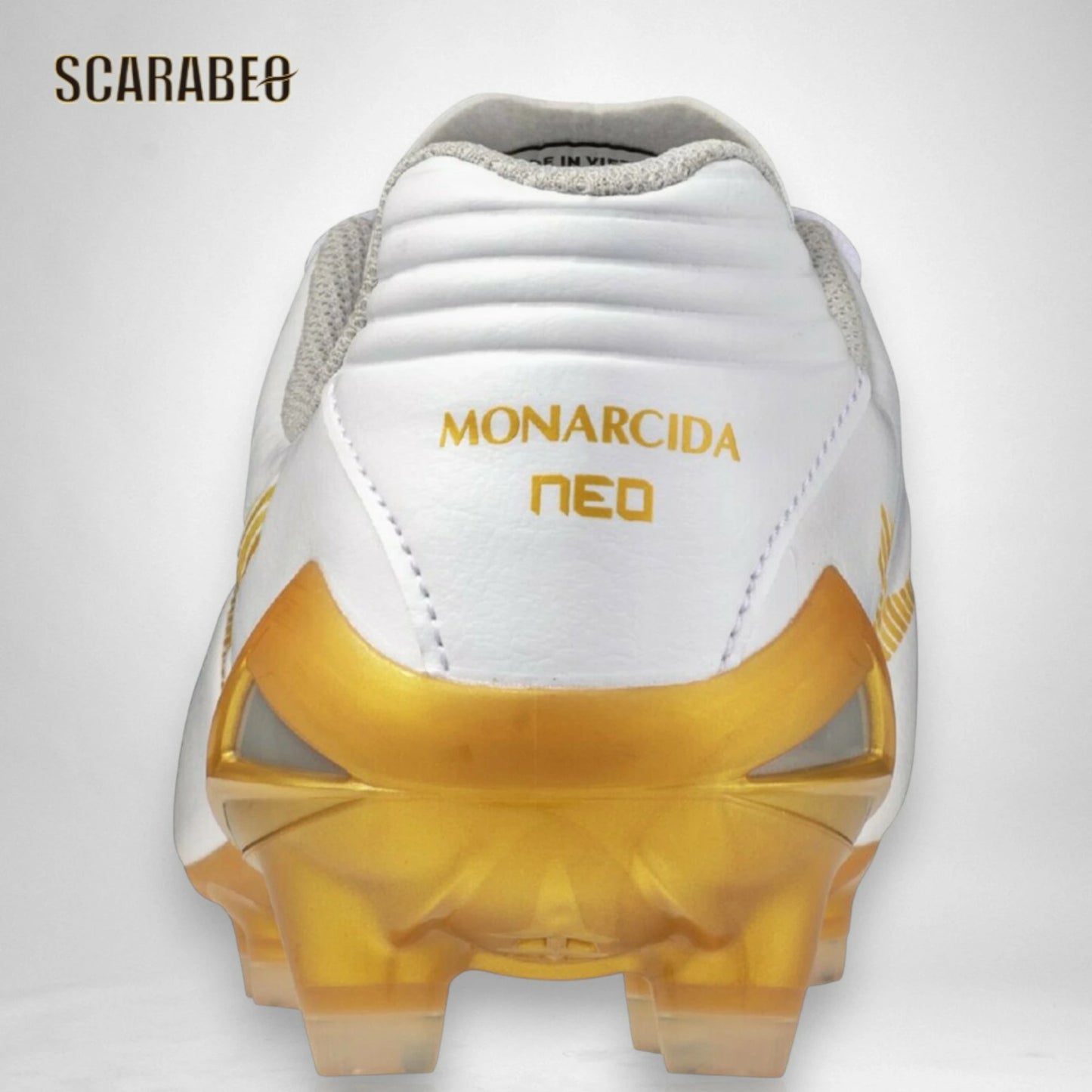 【予約販売】ミズノ MIZUNO モナルシーダNEO III PRO Jr サッカースパイク ジュニア ホワイト×ゴールド 軽量 2E ノンステッチ人工皮革 天然芝 土 人工芝 対応 固定式 p1gb262050