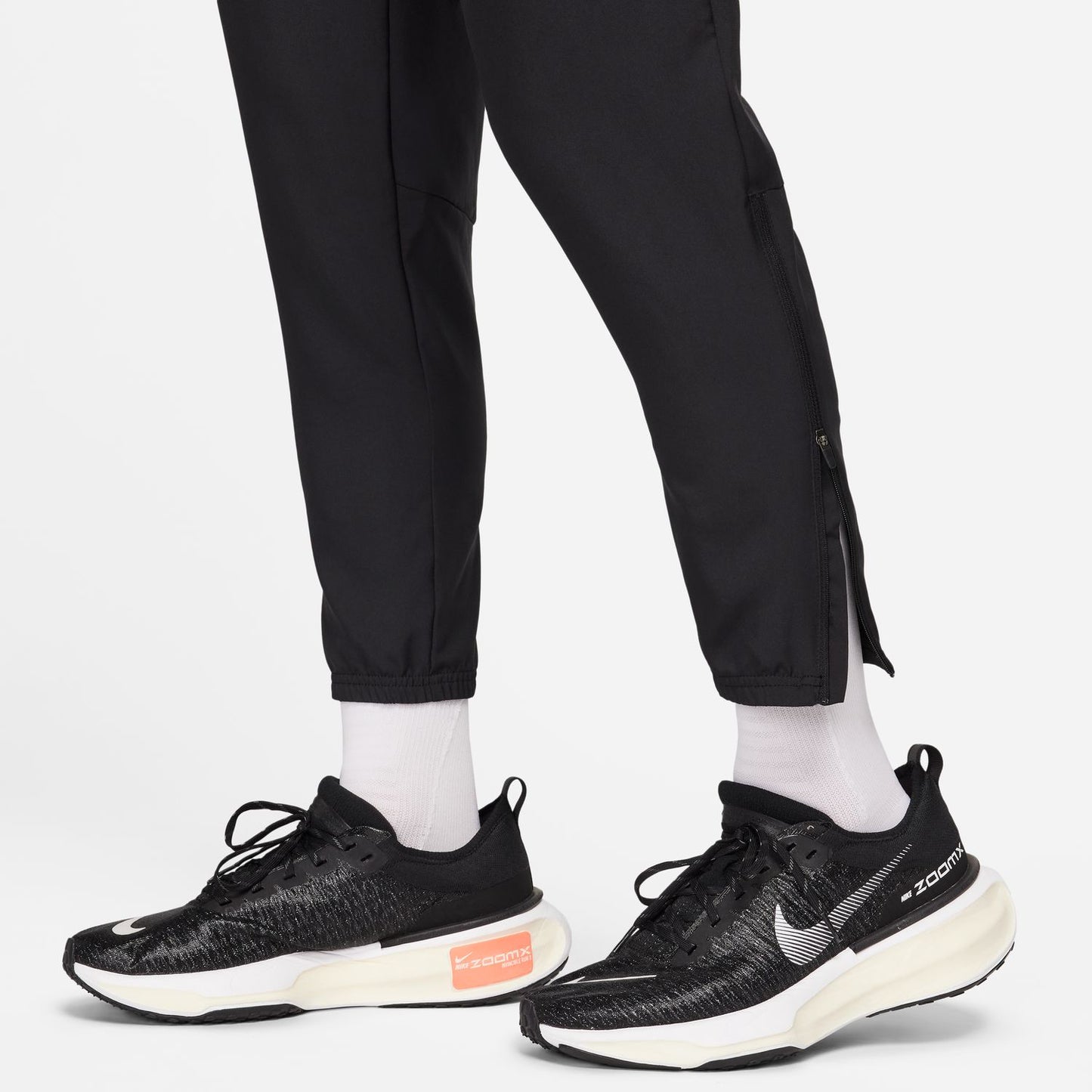 ナイキ チャレンジャー メンズ Dri-FIT ウーブン ランニングパンツ FQ4781-010 ナイキアパレル ナイキウェア スポーツウェア トレーニングウェア ナイキジャケット パーカー Tシャツ  レディース メンズ  ブランド ファッション アウトドア