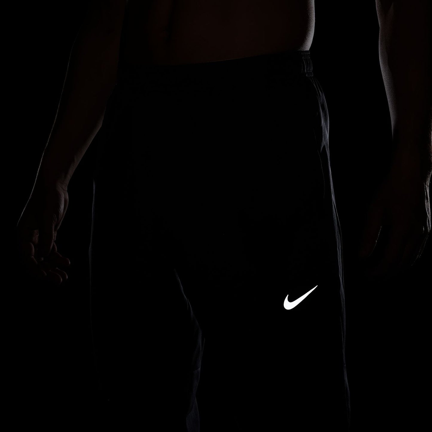 ナイキ チャレンジャー メンズ Dri-FIT ウーブン ランニングパンツ FQ4781-010 ナイキアパレル ナイキウェア スポーツウェア トレーニングウェア ナイキジャケット パーカー Tシャツ  レディース メンズ  ブランド ファッション アウトドア