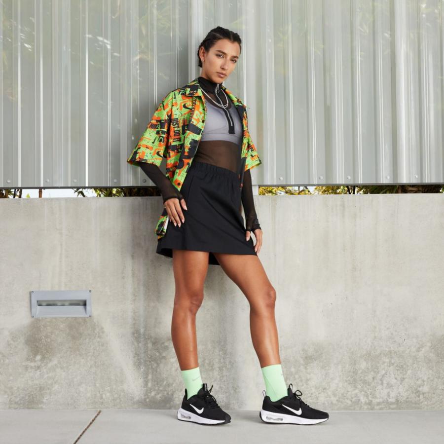ナイキ ウィメンズ エアマックス INTRLK ライト NIKE エアマックス ライフスタイル スニーカー 厚底 レディース SU23 黒 靴 AIR MAX dx3705-001