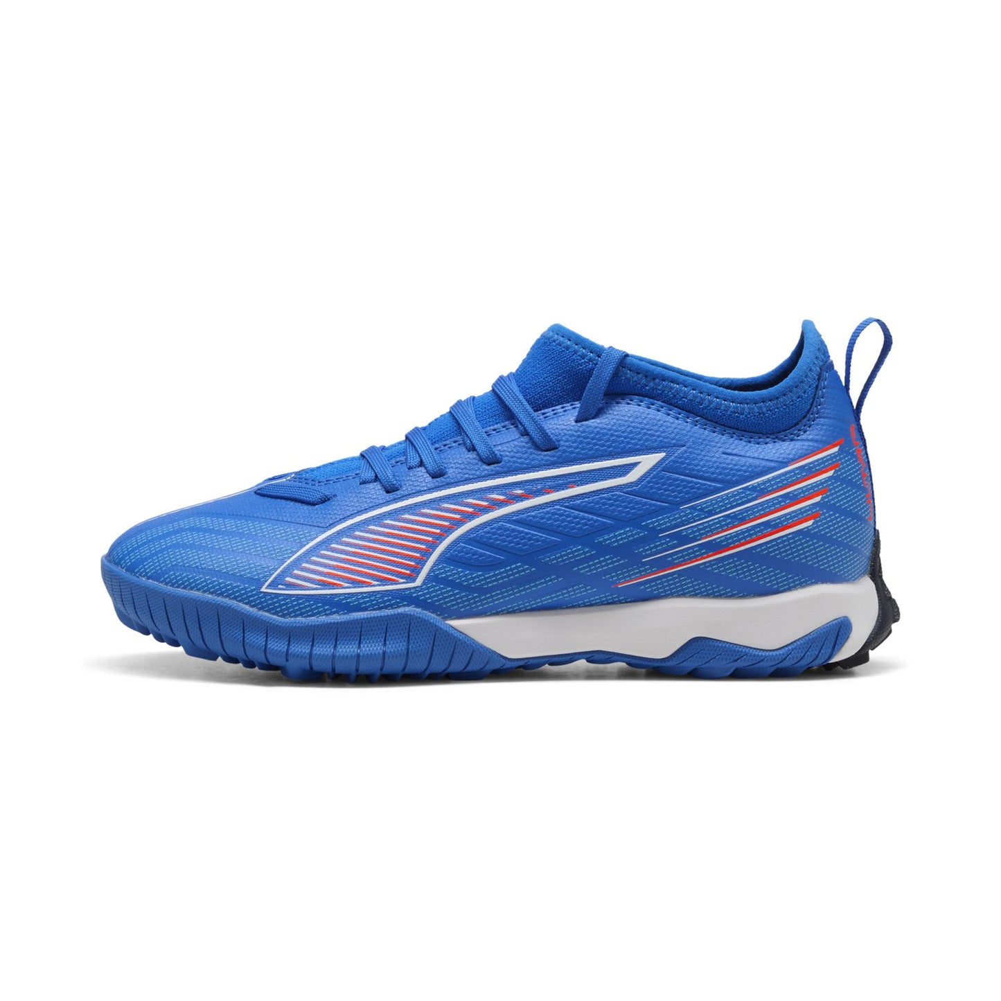 PUMA プーマ ウルトラ 6 マッチ TT+MID Jr [UNTAMED PACK] ジュニア トレーニングシューズ フットサル ターフ用 サッカーシューズ ウルトラブルー×ホワイト×レッド 108523-01
