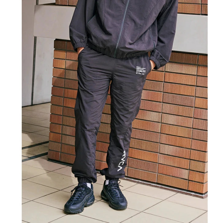 RVCA メンズ MIL NYLON PT ロングパンツ ナイロンパンツ 撥水 防風 軽量 アウトドア スポーツ BLK 2025秋冬モデル BF042705 bf042705