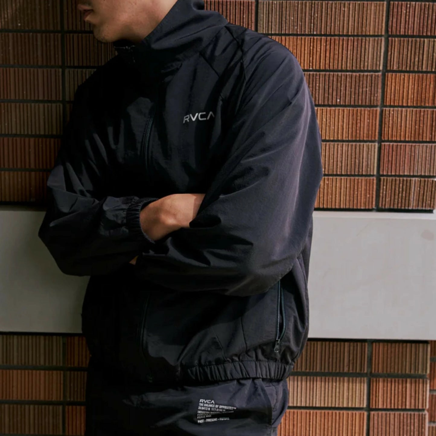 RVCA メンズ MIL NYLON JACKET ナイロンジャケット 撥水 防風 軽量 アウトドア タウンユース BLK 2025秋冬モデル BF042755 bf042755