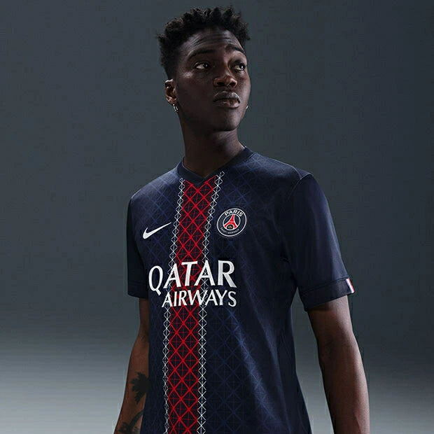 ナイキ パリサンジェルマン 25-26 ホーム レプリカ ユニフォーム 半袖 メンズ NIKE PSG サッカー フランス リーグ・アン スタジアムジャージ Dri-FIT ネイビー ホームシャツ 2025-2026 hj4593