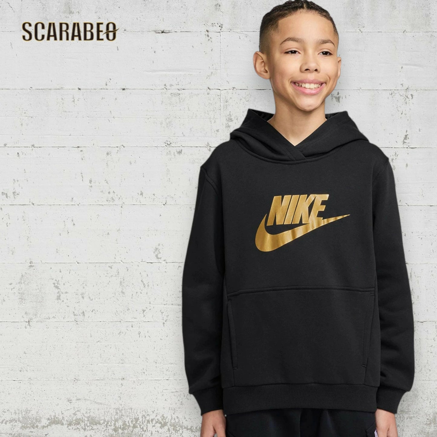 ナイキ キッズ ジュニア パーカー YTH NSW クラブ フリース フーディ ゴールドSATN IH2874-010 NIKE 子ども服 トップス 起毛加工 普段着 男の子 女の子 ブラック 130-170cm ih2874-010