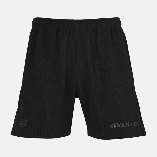 ニューバランス New Balance Black Out ポリワッフルショーツ ポケット付き メンズ サッカー フットサル トレーニング ハーフパンツ 吸汗速乾 ams55260-bk