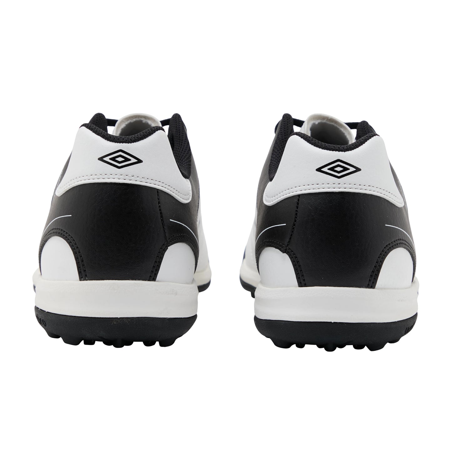 アンブロ アクセレイター TR WIDE umbro ACCERATOR 2026年春夏 トレーニングシューズ 人工芝対応 ワイド 幅広 天然芝 土 ホワイト ブラック uf6scst3m
