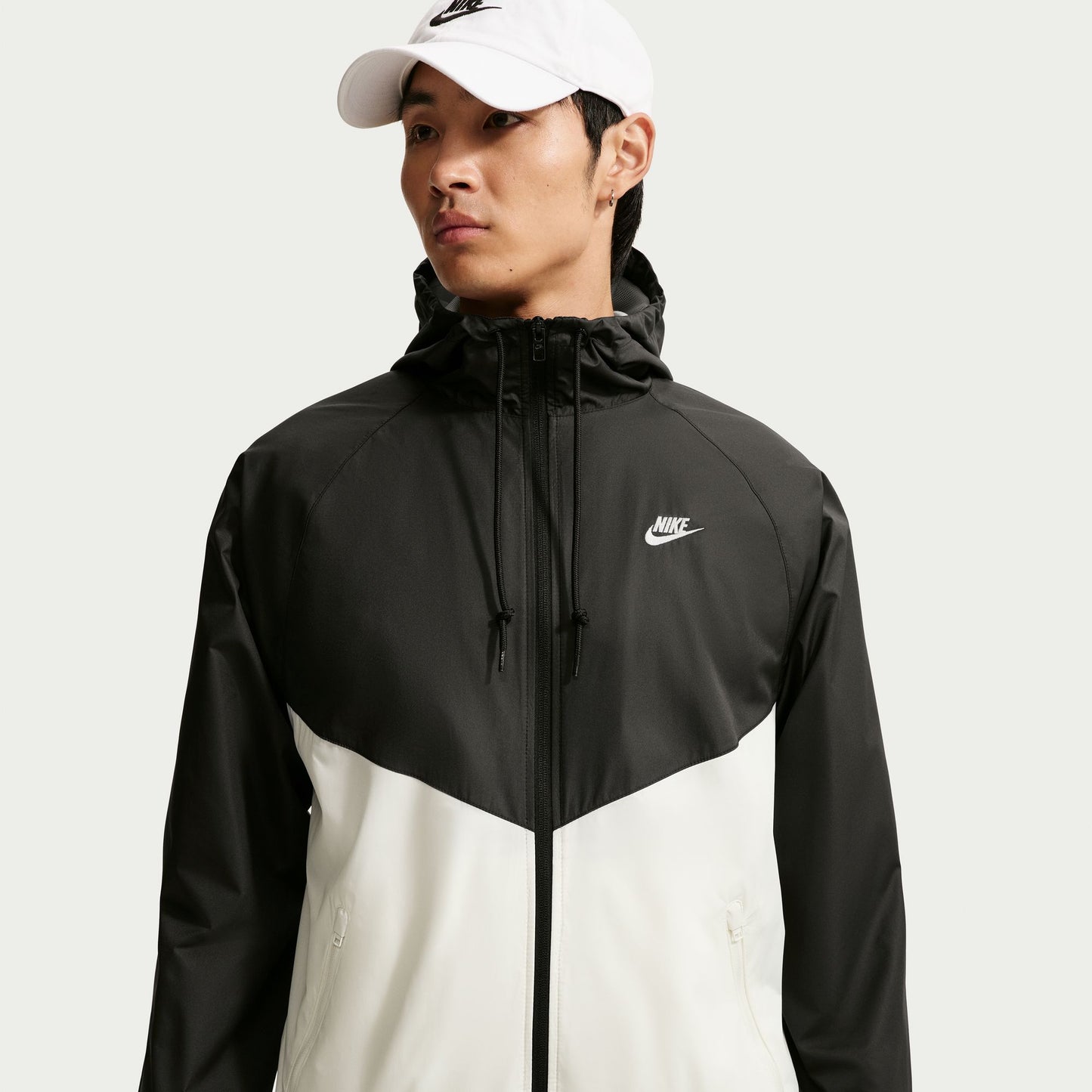 ナイキ ウィンドランナー メンズ ラインド ジャケット NIKE Storm-FIT ウインドブレーカー ブラック ホワイト 防風 撥水 アウター hv8370-013