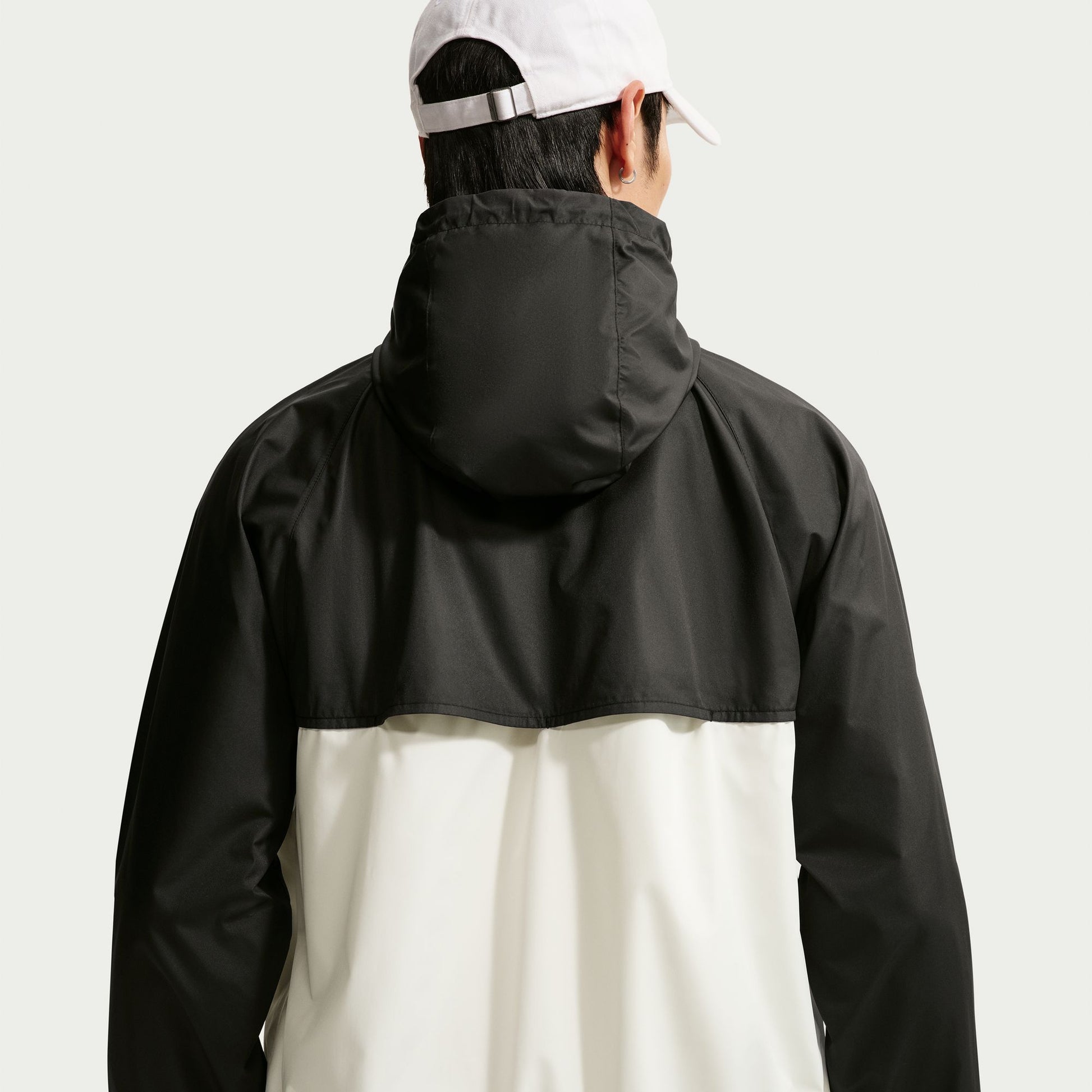 ナイキ ウィンドランナー メンズ ラインド ジャケット NIKE Storm-FIT ウインドブレーカー ブラック ホワイト 防風 撥水 アウター hv8370-013