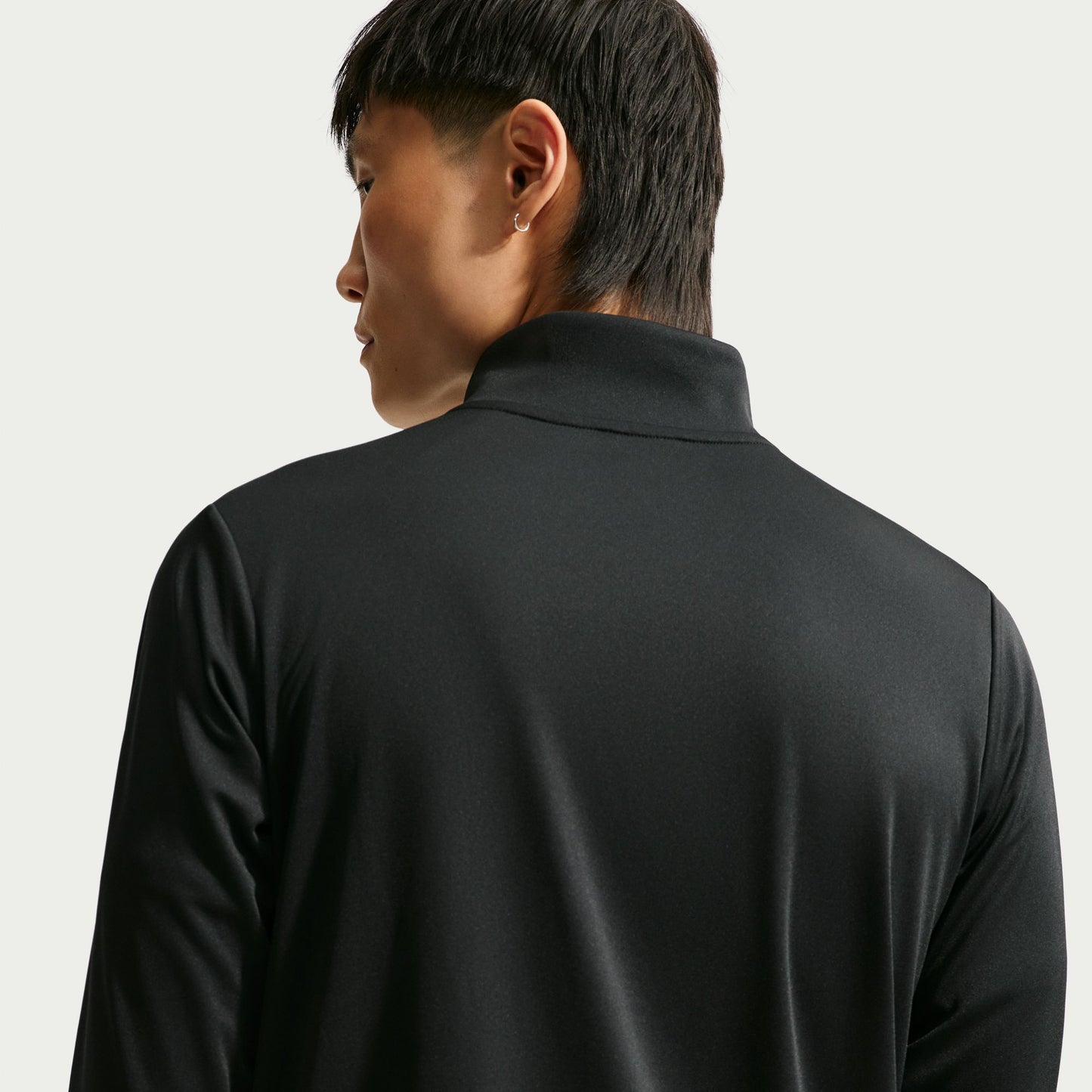 ナイキ トレーニングジャケット IM3616-010 NIKE メンズ ジャケット スポーツウェア トレーニング ランニング ブラック im3616-010