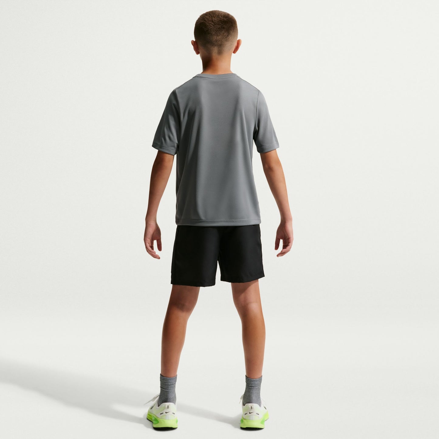 ナイキ YTH マルチ リフレッシュ ショート IO0736-010 NIKE キッズ ハーフパンツ ジュニア ショートパンツ ブラック スポーツウェア io0736-010