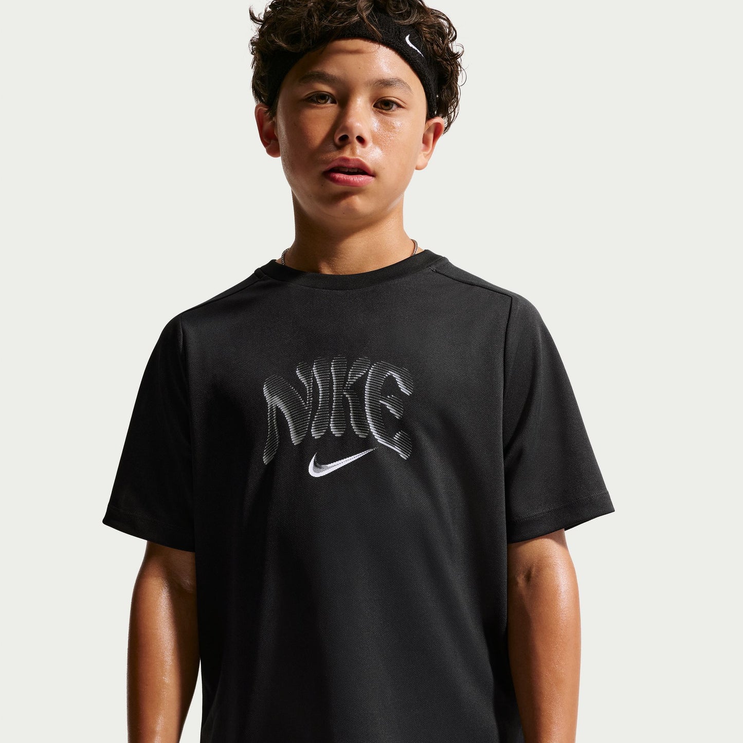 ナイキ YTH マルチ リフレッシュ S/S トップ IO0737-010 NIKE キッズ 半袖Tシャツ ジュニア スポーツウェア ブラック io0737-010