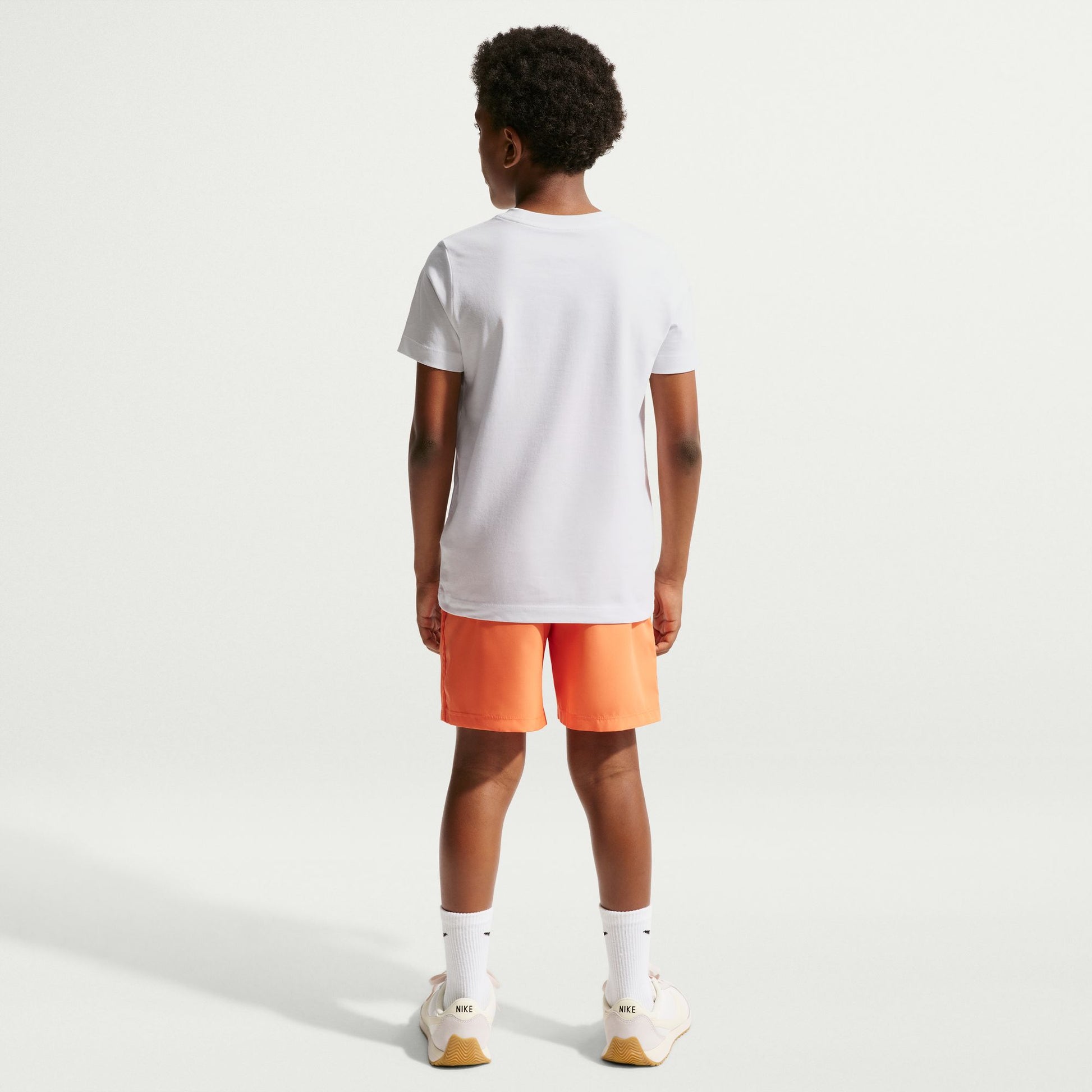 ナイキ YTH NSW ボクシー MLT SPT S/S Tシャツ IO1995-100 NIKE キッズ 半袖Tシャツ ジュニア コットン100％ ホワイト io1995-100