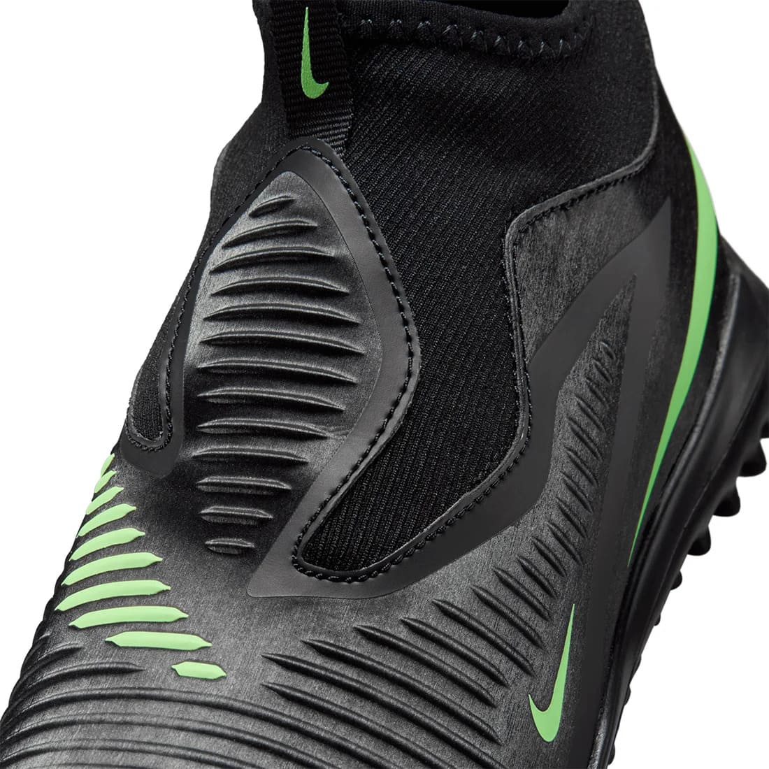 ナイキ ジュニア ファントム 6 HIGH アカデミー TF ブラック グリーン NIKE Phantom 6 Academy TF ジュニア トレーニングシューズ サッカー ターフ 人工芝 hq2049-001