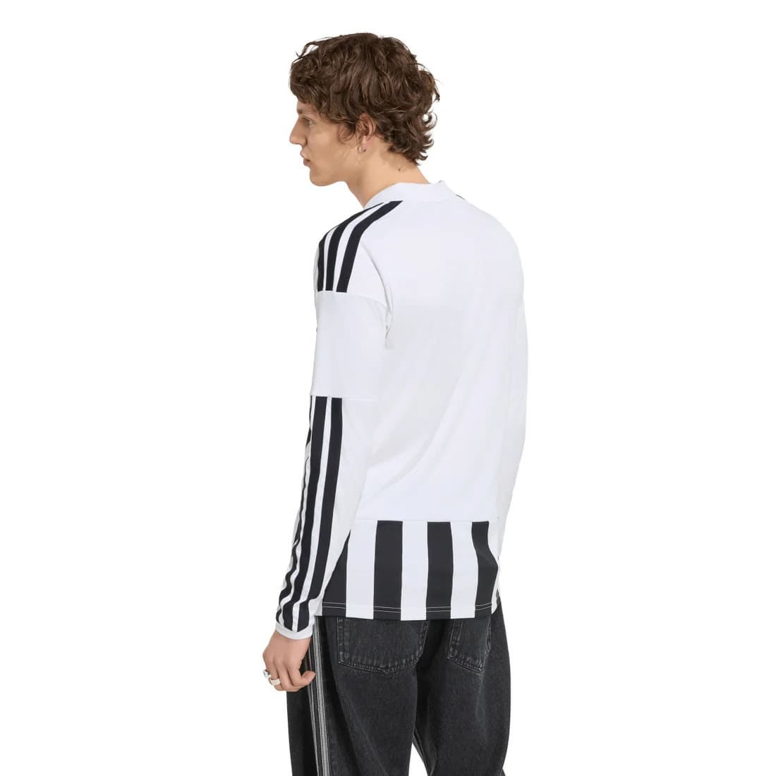 アディダス ユベントス 26/27 ホーム レプリカ ユニフォーム 長袖 ホワイト ブラック KC1316 adidas Juventus 2026-2027 レプリカシャツ cn696