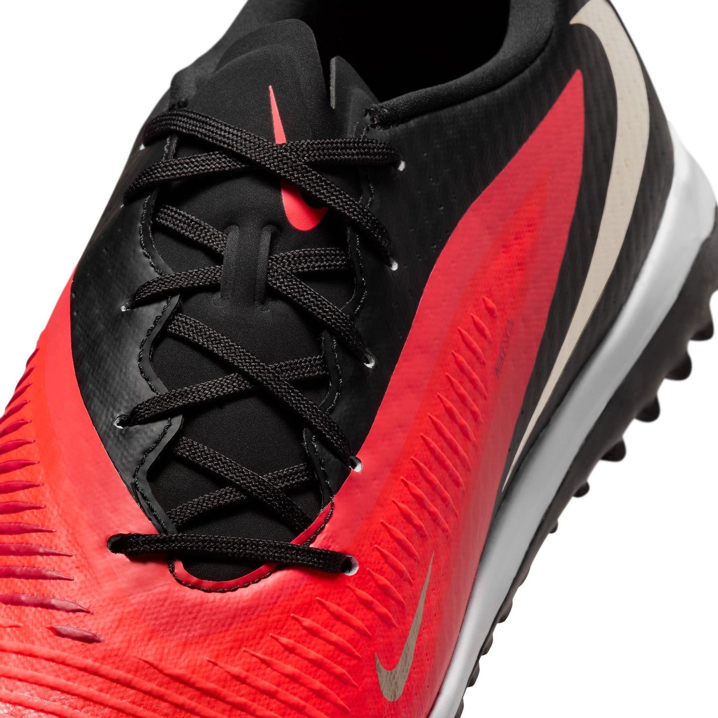 ナイキ ファントム 6 LOW アカデミー TF サッカートレーニングシューズ ターフグラウンド 人工芝 NIKE Phantom 6 LOW ACADEMY TF ブライトクリムゾン ブラック HQ2325-600 hq2325-600