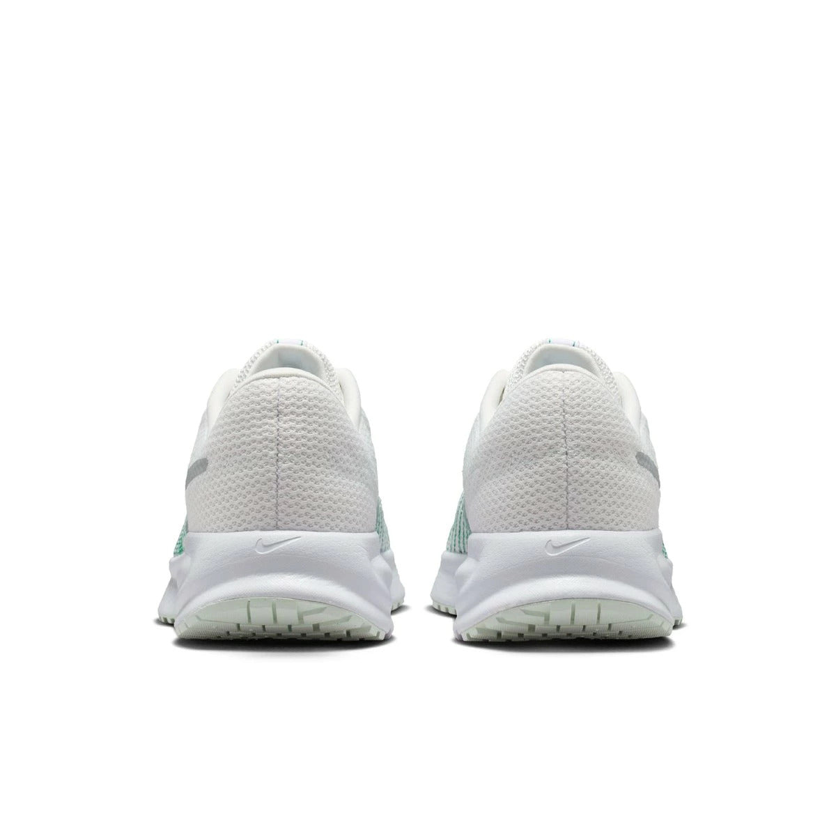 ナイキ ラン デファイ HM9593-122 NIKE RUN DEFY レディース ランニングシューズ ジョギング ウォーキング スニーカー ホワイト メタリックシルバー hm9593-112
