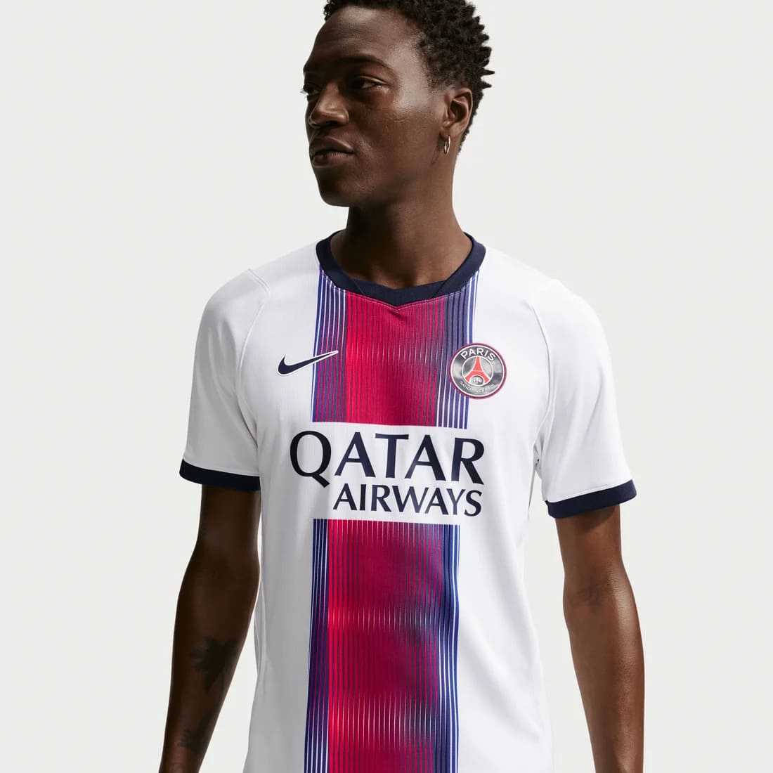ナイキパリ・サンジェルマンPSG2026-27アウェイレプリカユニフォーム半袖メンズサッカーウェアDri-FITホワイト26/27サポーター観戦応援ii1924