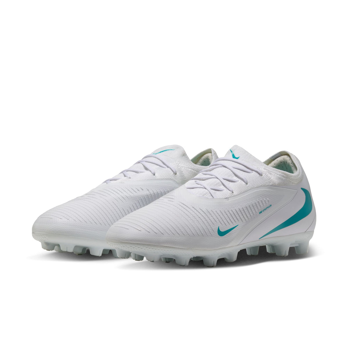 ナイキNIKEファントム6LOWプロHGサッカースパイク固定式土グラウンド用ボールコントロールVNMSkinFlyknitホワイトダスティカクタス100hq2316-100