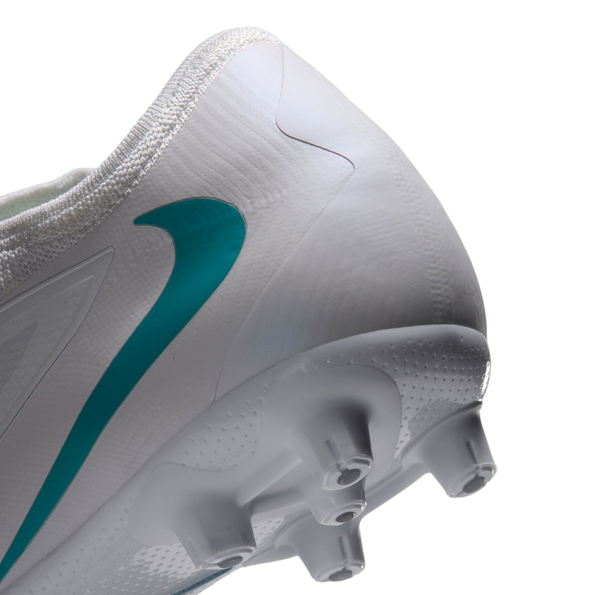 ナイキNIKEファントム6LOWプロHGサッカースパイク固定式土グラウンド用ボールコントロールVNMSkinFlyknitホワイトダスティカクタス100hq2316-100