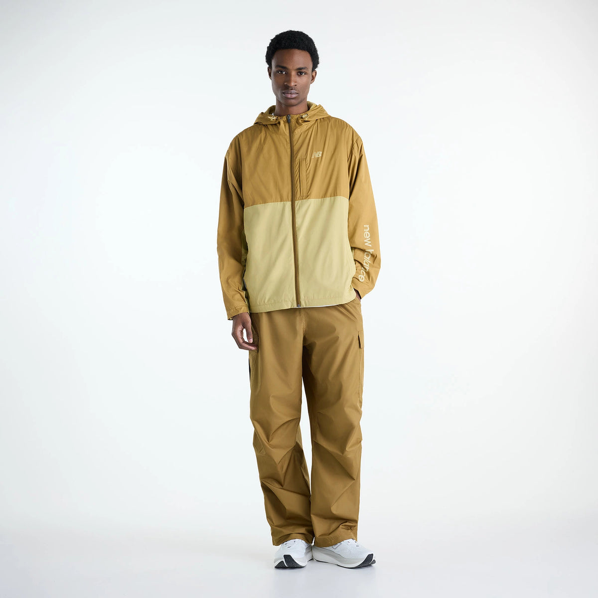 ニューバランスNEWBALANCEウーブントラックジャケット裏トリコット起毛フード付きアウター撥水カラーブロック秋冬スポーツカジュアルブラウンBROWNmj6237nq-brk